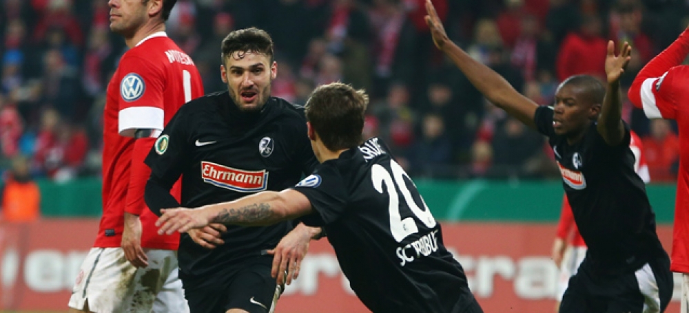 Daniel Caligiuri schoss den SC Freiburg mit zwei Toren ins Halbfinale