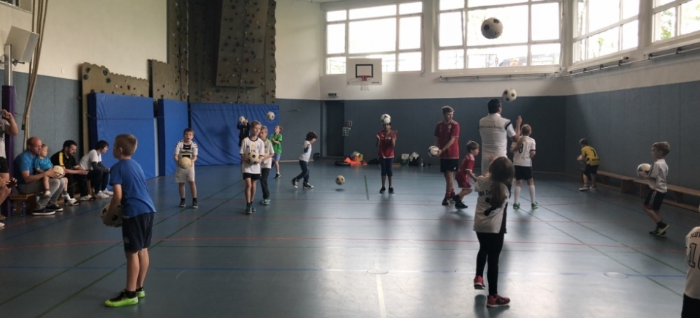 DFB-Mobil besucht Nachsorgeklinik in Tannheim