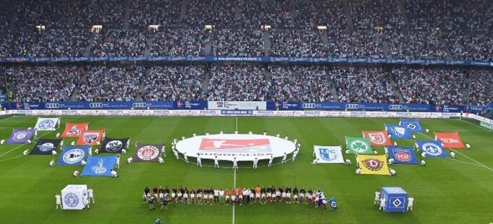 Saisoneröffnung der 2. Bundesliga in Hamburg: Hamburger SV - Holstein Kiel